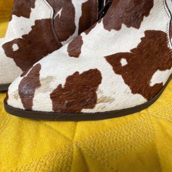 INC point toe mid calf- calf boots - Picture 3 of 5